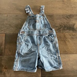 Overall shorts
